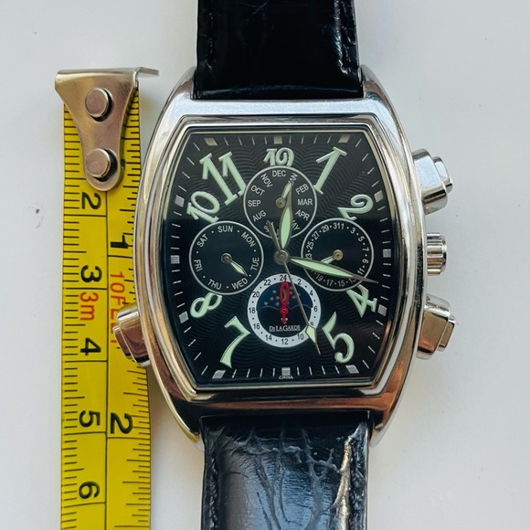 Automatic Watch for man scratch proof water resistant 3 ATM BLACK VGUC - Picture 13 of 16